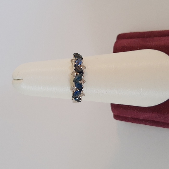 18 karat engagement ring - Picture 4 of 4